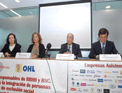 Imagen de la mesa presidencial de la reunión celebrada en Torre Espacio, sede de OHL