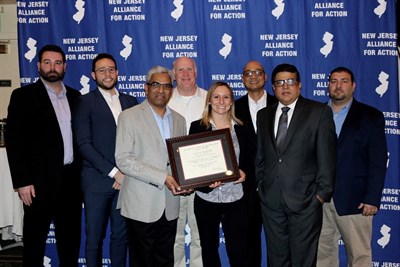 18.03.06 ESP OHL Premiado Por Su Trabajo En La Rehabilitación Del GWBridge