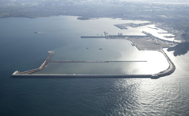 ampliacion-el-musel-dique-torres-puerto-gijon-espanna-aerea-03