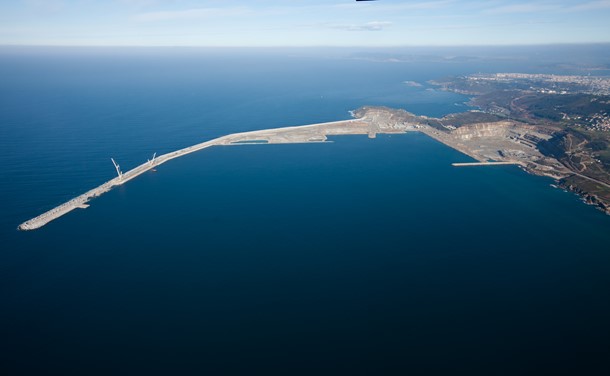 puerto-exterior-punta-langosteira-a-corunna-espanna-aerea-01