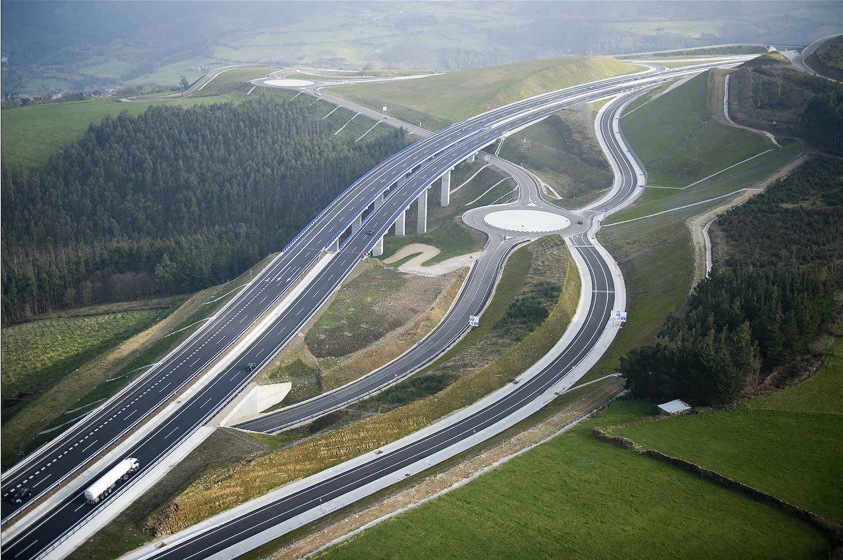 AUTOVIA DEL CANTABRICO A-8. TRAMO: CAREIRA - LINDÍN, LUGO