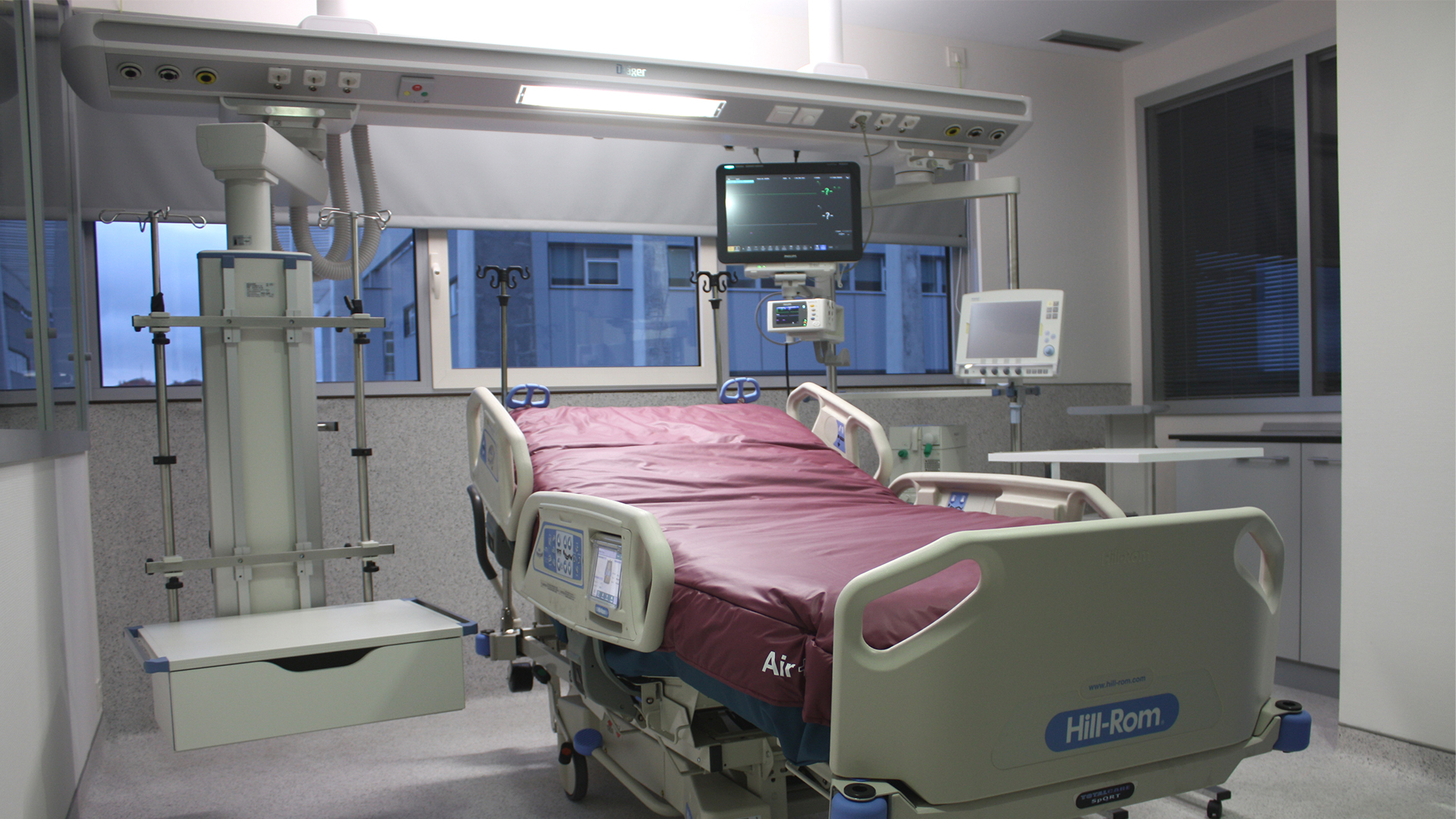 hospitalb