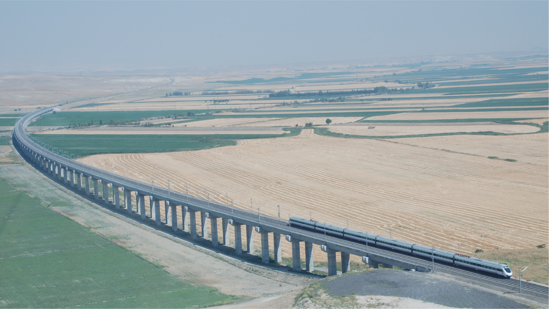 High-speed train on the Ankara-Istanbul line (Turkey).