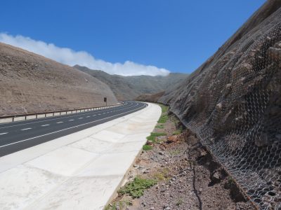 foto n14 Cunet alteral y malla antidesprendimientos